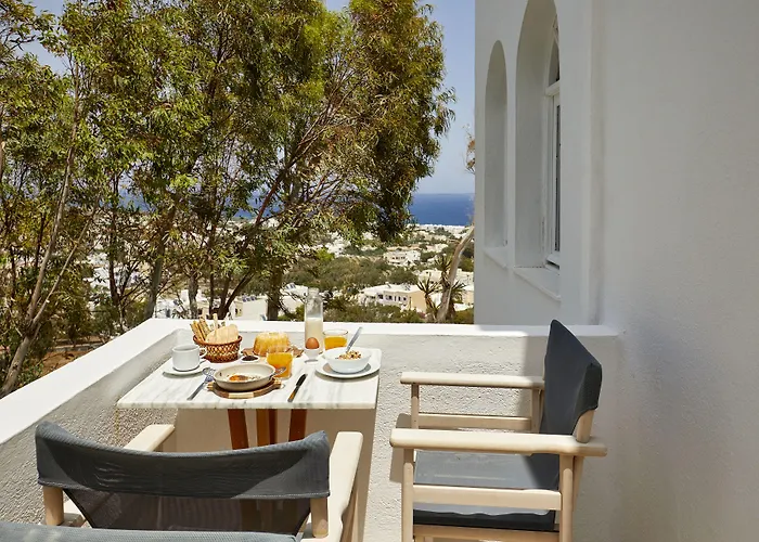 Acropole Sunrise Aparthotel Kamári