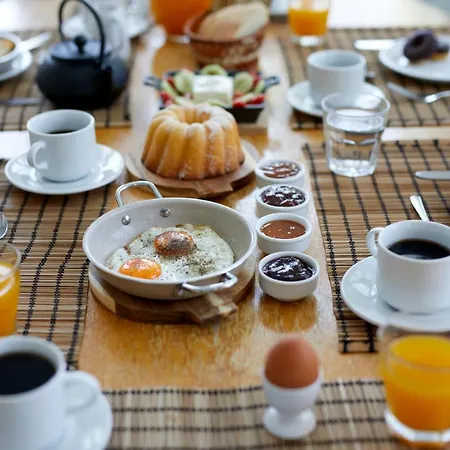 アパートホテル アクロポール サンライズ Kamári