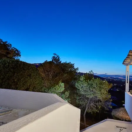 アパートホテル アクロポール サンライズ 4*