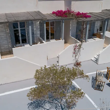 阿克洛珀旭日酒店 Kamári