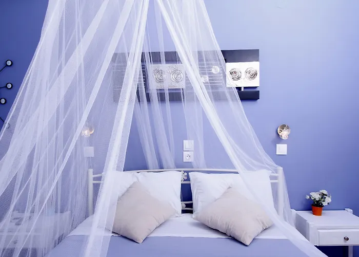 阿克洛珀旭日酒店 Kamári