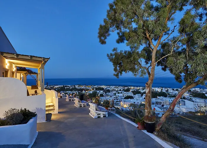 阿克洛珀旭日酒店